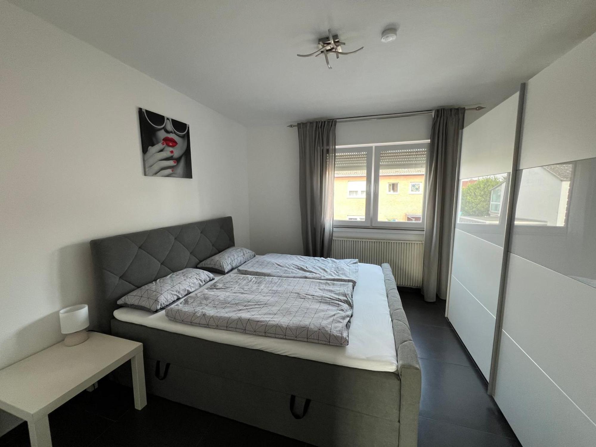 Elegante Apartment In Erftstadt Mit Balkon, Zentral, Bahnhof Nah, Phantasialand Bruehl Bei Cologne Zewnętrze zdjęcie